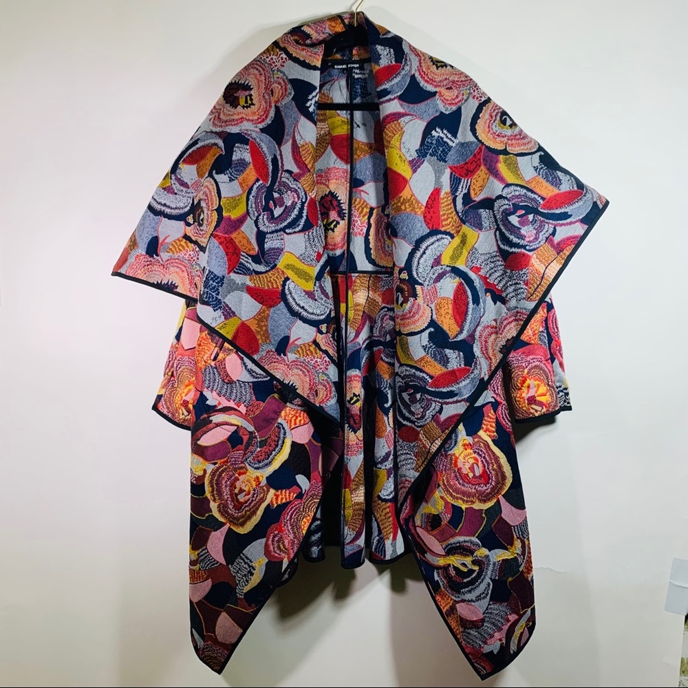 Samuel Dong Floral Embroidered Jacket